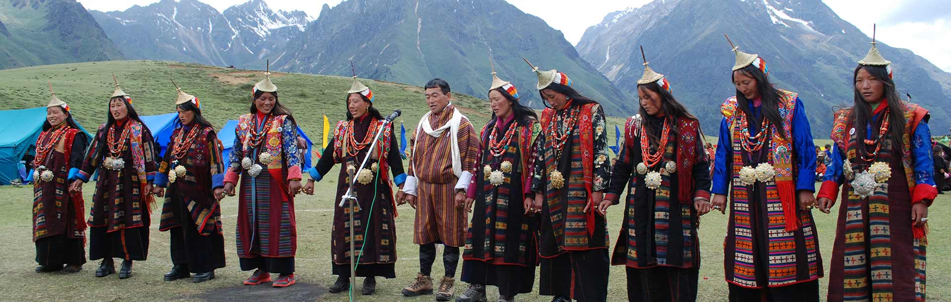 Laya Gasa Trek