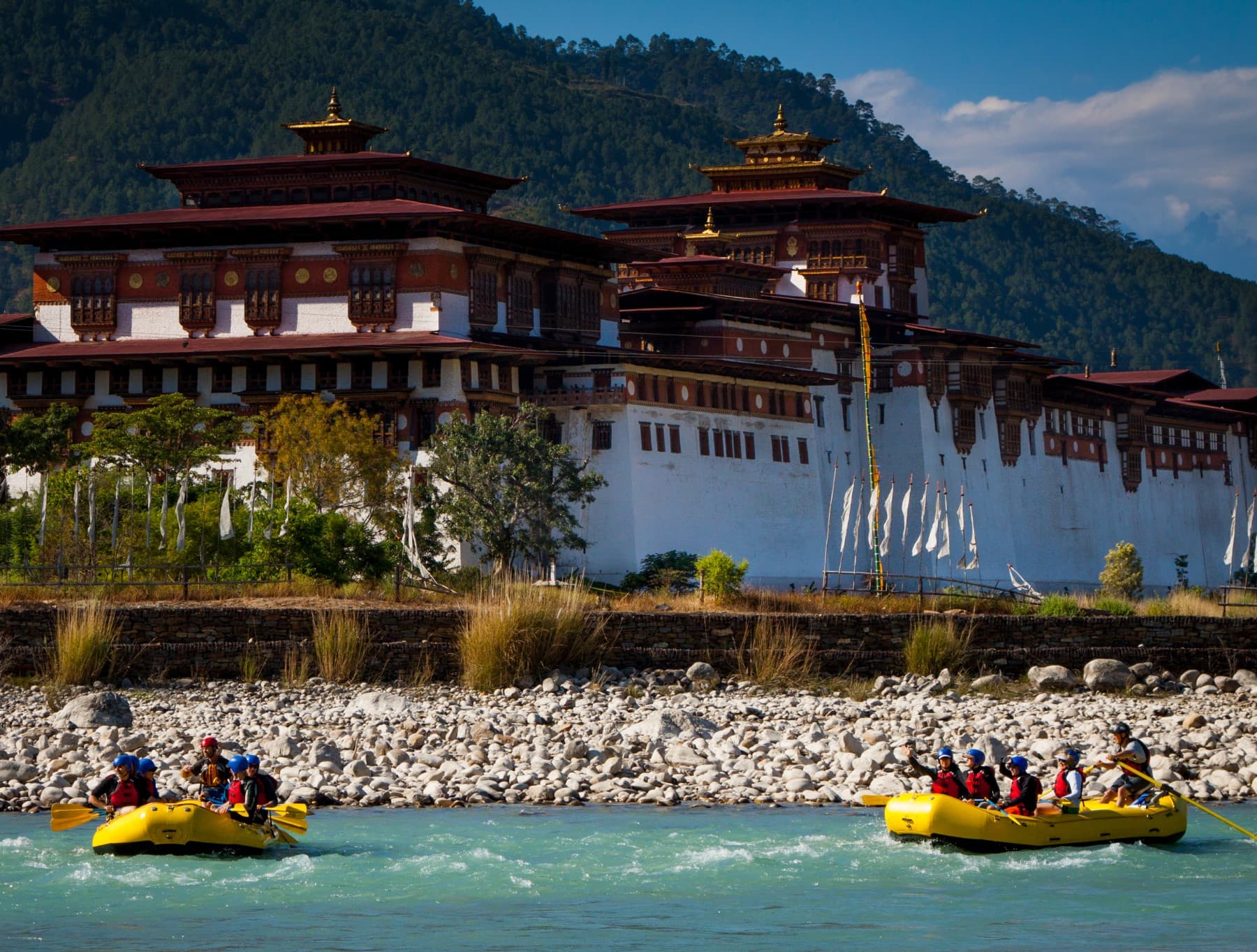 Pho Chhu (Male River) White-Water Rafting detail